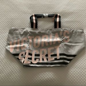 NWT Victoria’s Secret Grey Tote bag